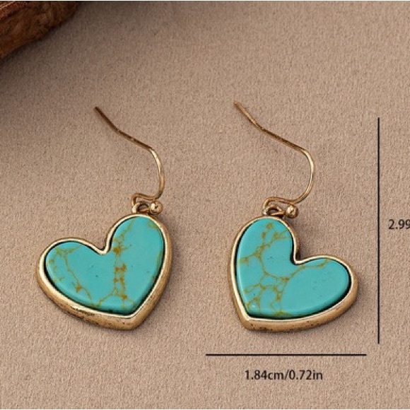NIP Heart Shape Turquoise Inlaid Dangle Earrings. - Picture 5 of 5